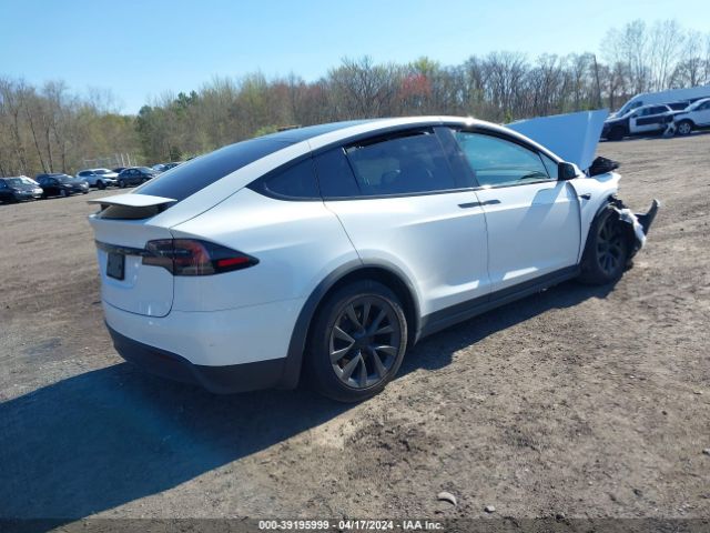 Photo 3 VIN: 7SAXCBE52PF399305 - TESLA MODEL X 