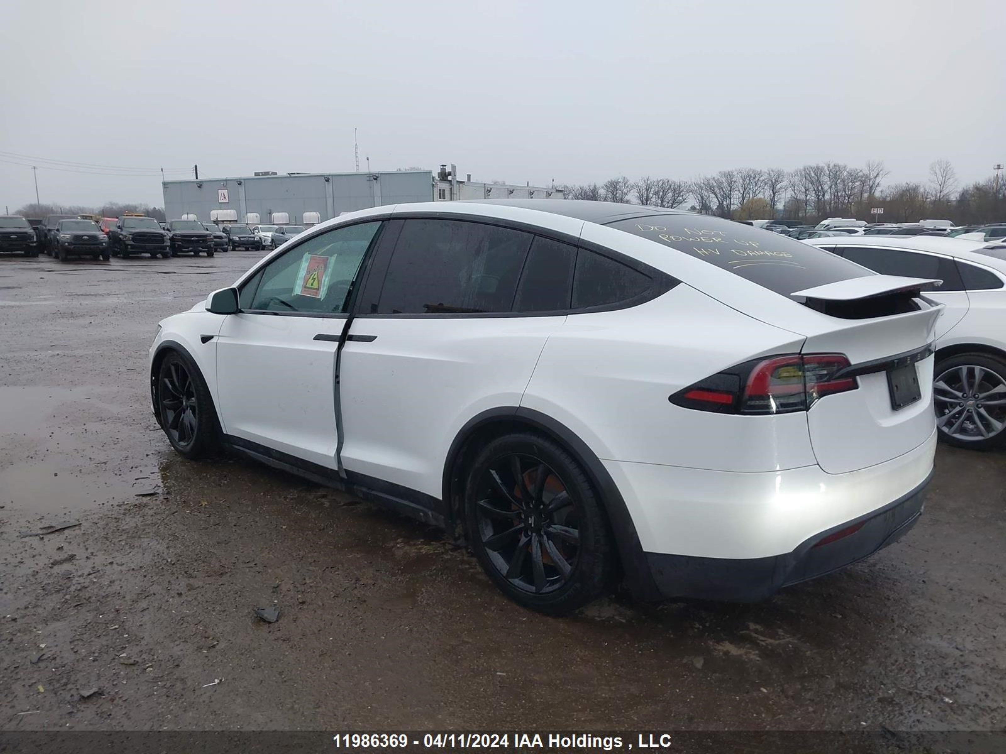 Photo 2 VIN: 7SAXCBE52PF399417 - TESLA MODEL X 