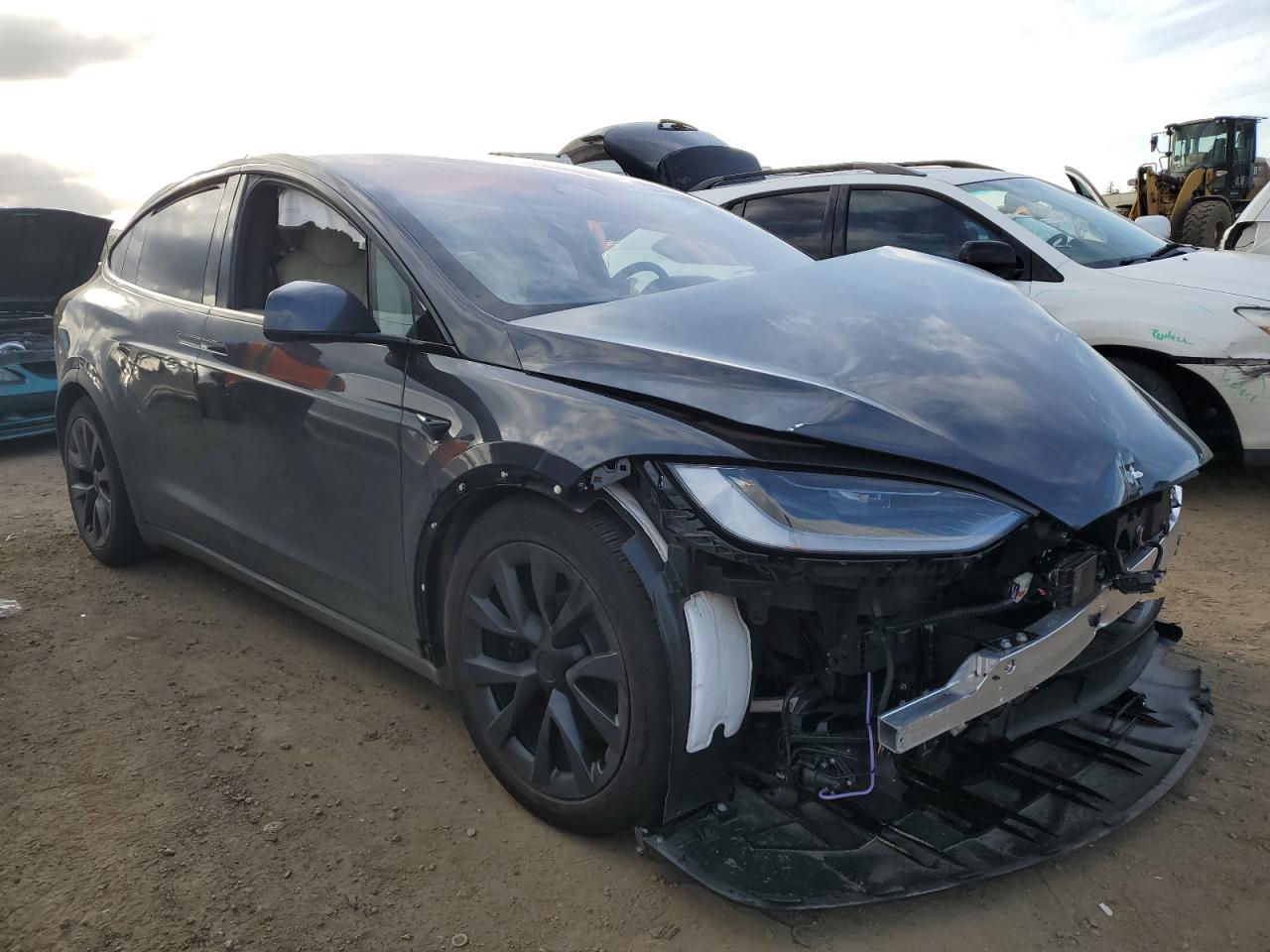 Photo 3 VIN: 7SAXCBE52PF429984 - TESLA MODEL X 