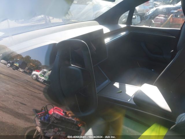 Photo 6 VIN: 7SAXCBE53PF369150 - TESLA MODEL X 