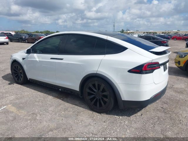 Photo 2 VIN: 7SAXCBE54NF355903 - TESLA MODEL X 