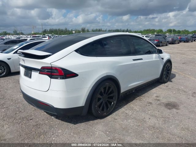 Photo 3 VIN: 7SAXCBE54NF355903 - TESLA MODEL X 