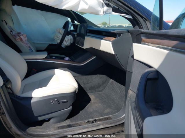 Photo 4 VIN: 7SAXCBE54PF412474 - TESLA MODEL X 