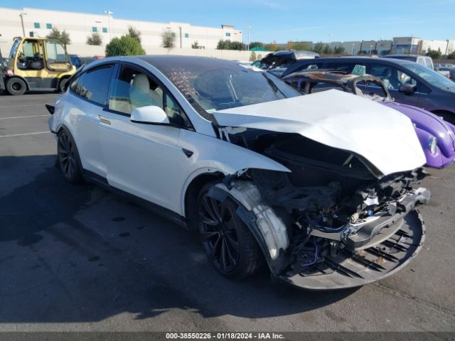 Photo 0 VIN: 7SAXCBE56NF335653 - TESLA MODEL X 