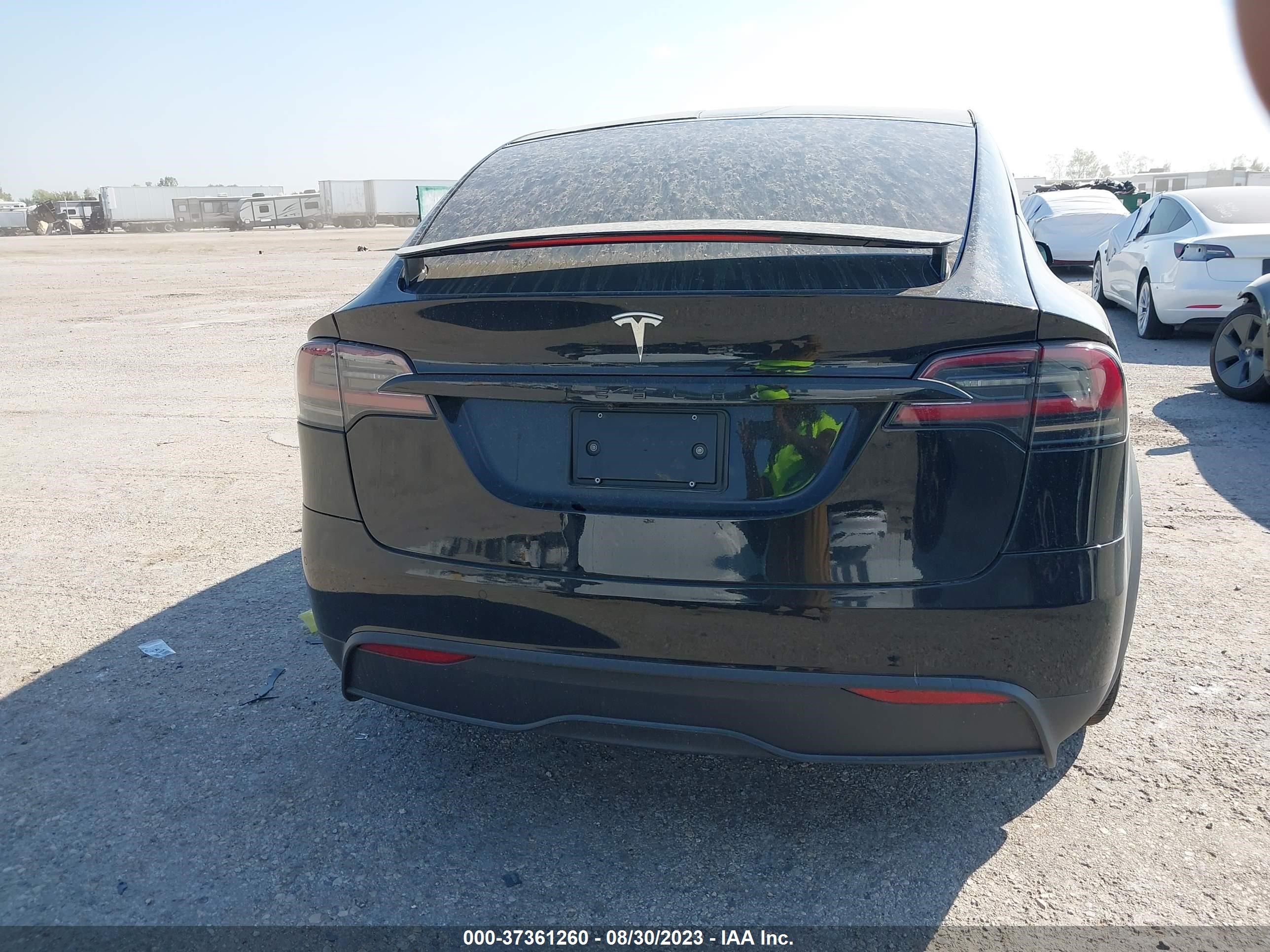 Photo 14 VIN: 7SAXCBE56PF381941 - TESLA MODEL X 