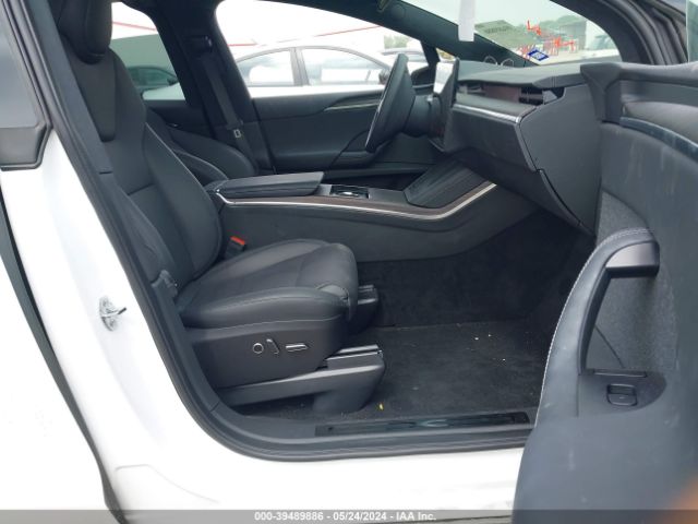 Photo 4 VIN: 7SAXCBE57PF429561 - TESLA MODEL X 