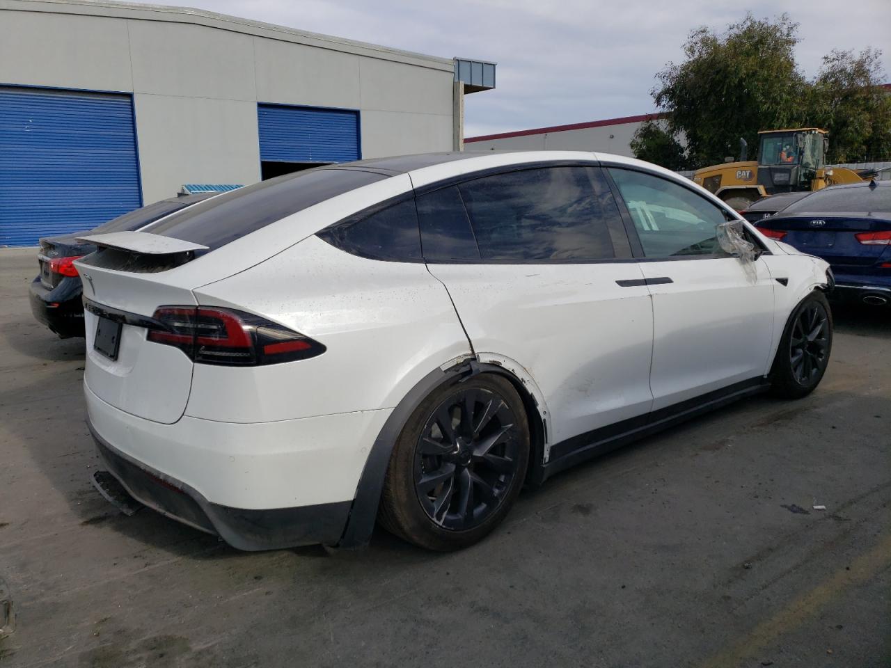 Photo 2 VIN: 7SAXCBE58PF378863 - TESLA MODEL X 