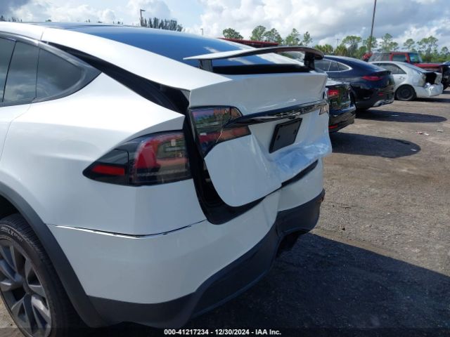 Photo 5 VIN: 7SAXCBE59RF433324 - TESLA MODEL X 