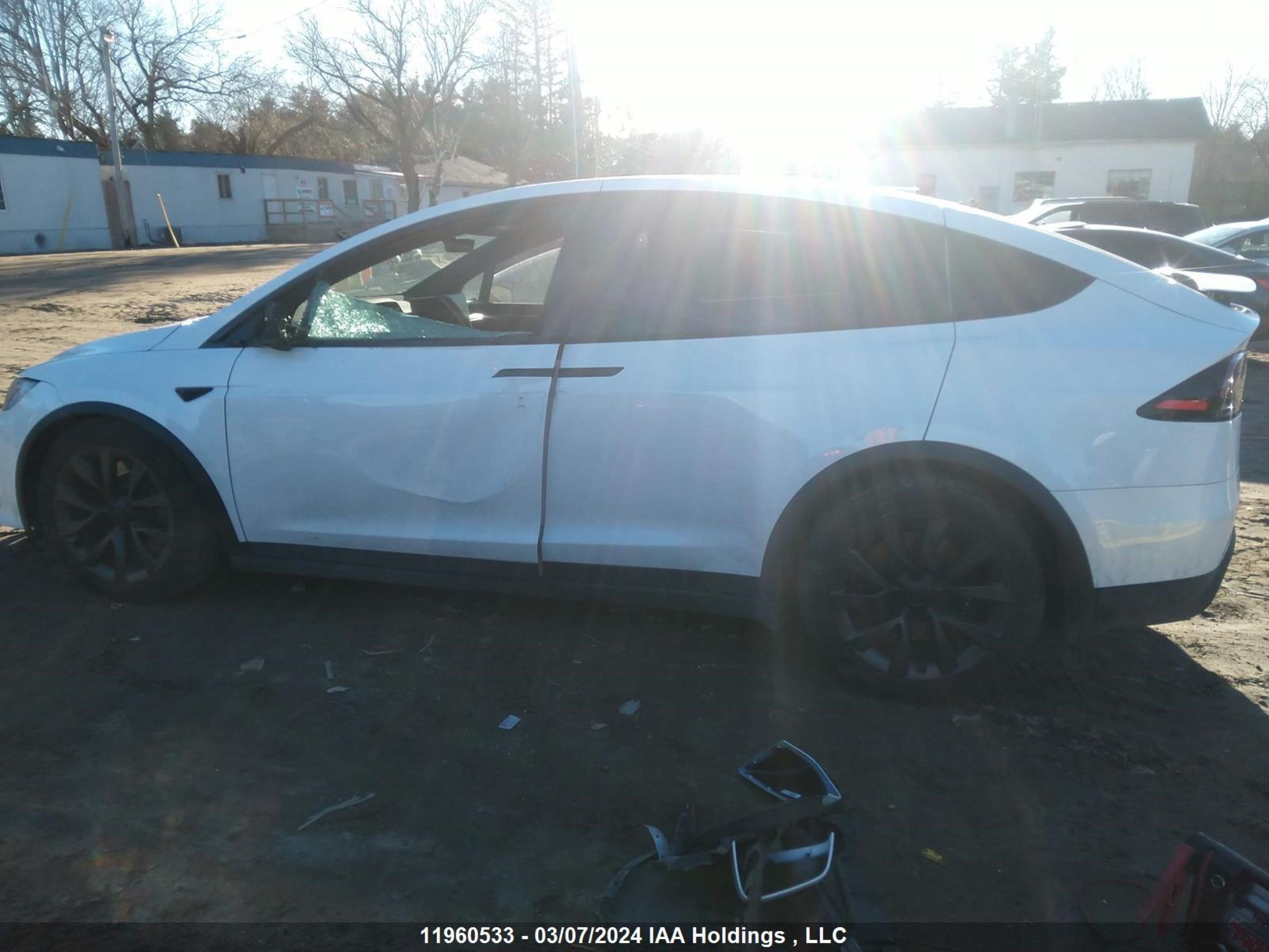 Photo 13 VIN: 7SAXCBE5XPF407876 - TESLA MODEL X 