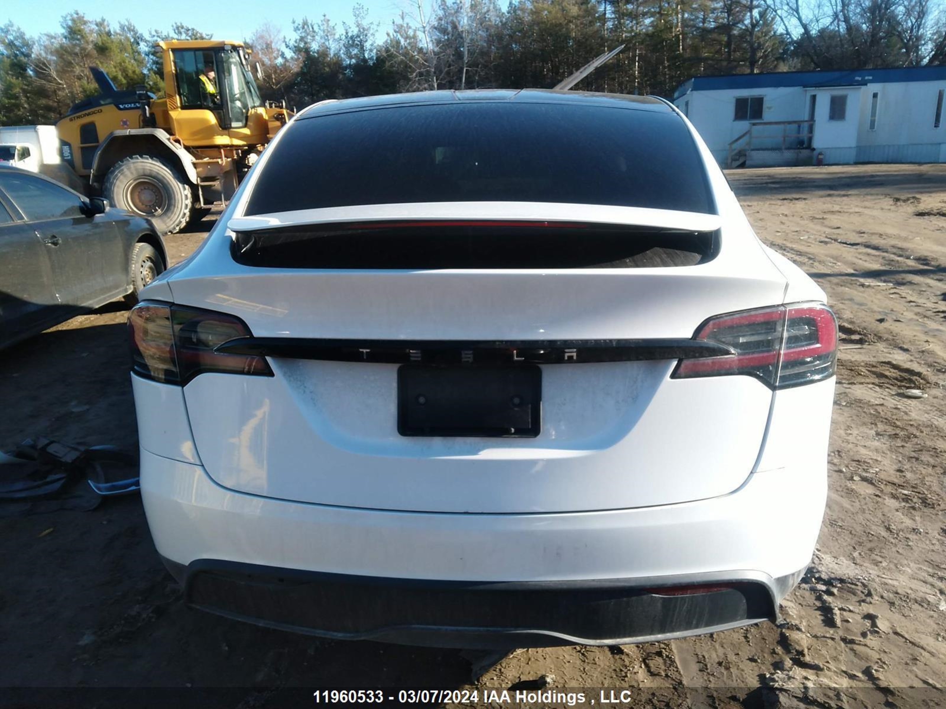 Photo 15 VIN: 7SAXCBE5XPF407876 - TESLA MODEL X 