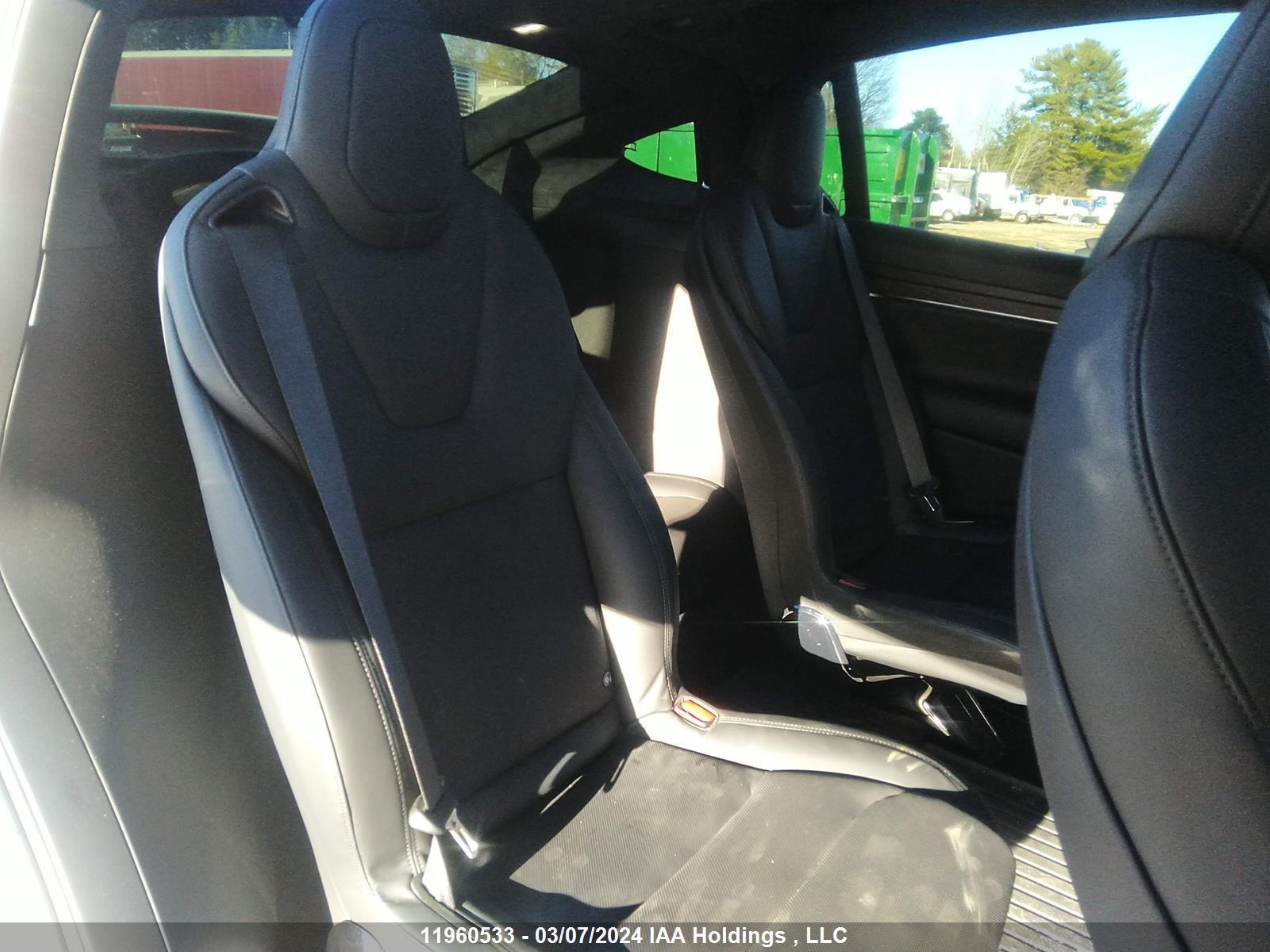 Photo 7 VIN: 7SAXCBE5XPF407876 - TESLA MODEL X 