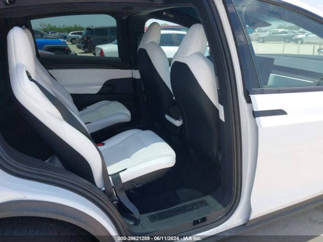 Photo 7 VIN: 7SAXCBE60RF439862 - TESLA MODEL X 