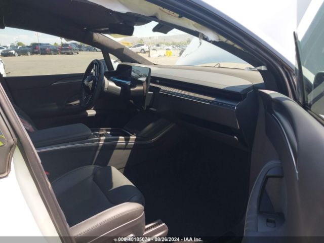 Photo 4 VIN: 7SAXCBE62RF447364 - TESLA MODEL X 