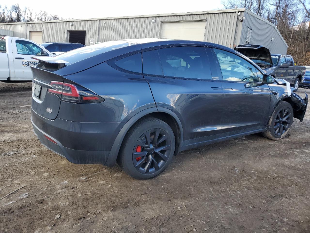 Photo 2 VIN: 7SAXCBE63PF423068 - TESLA MODEL X 