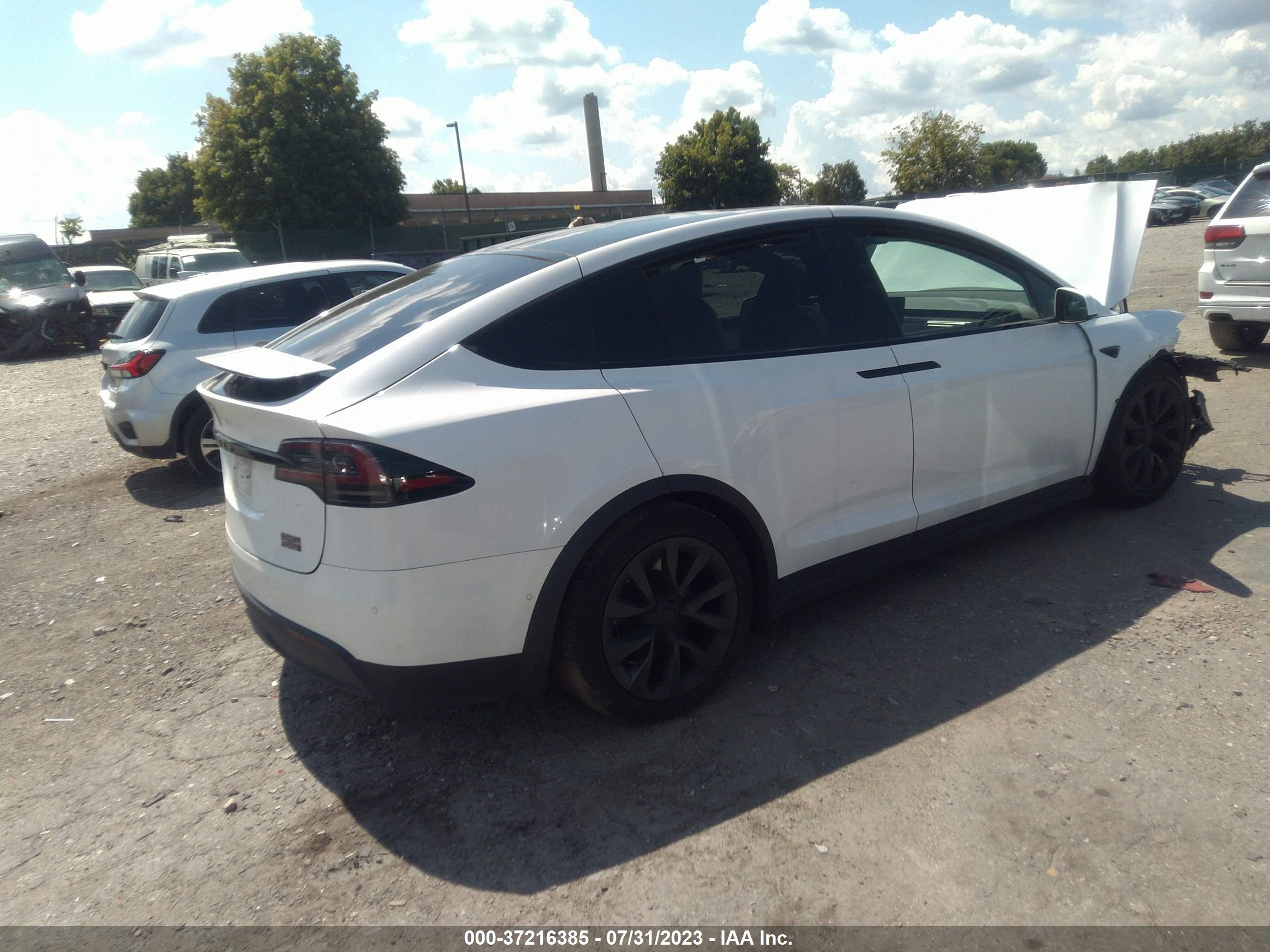 Photo 3 VIN: 7SAXCBE64NF354940 - TESLA MODEL X 