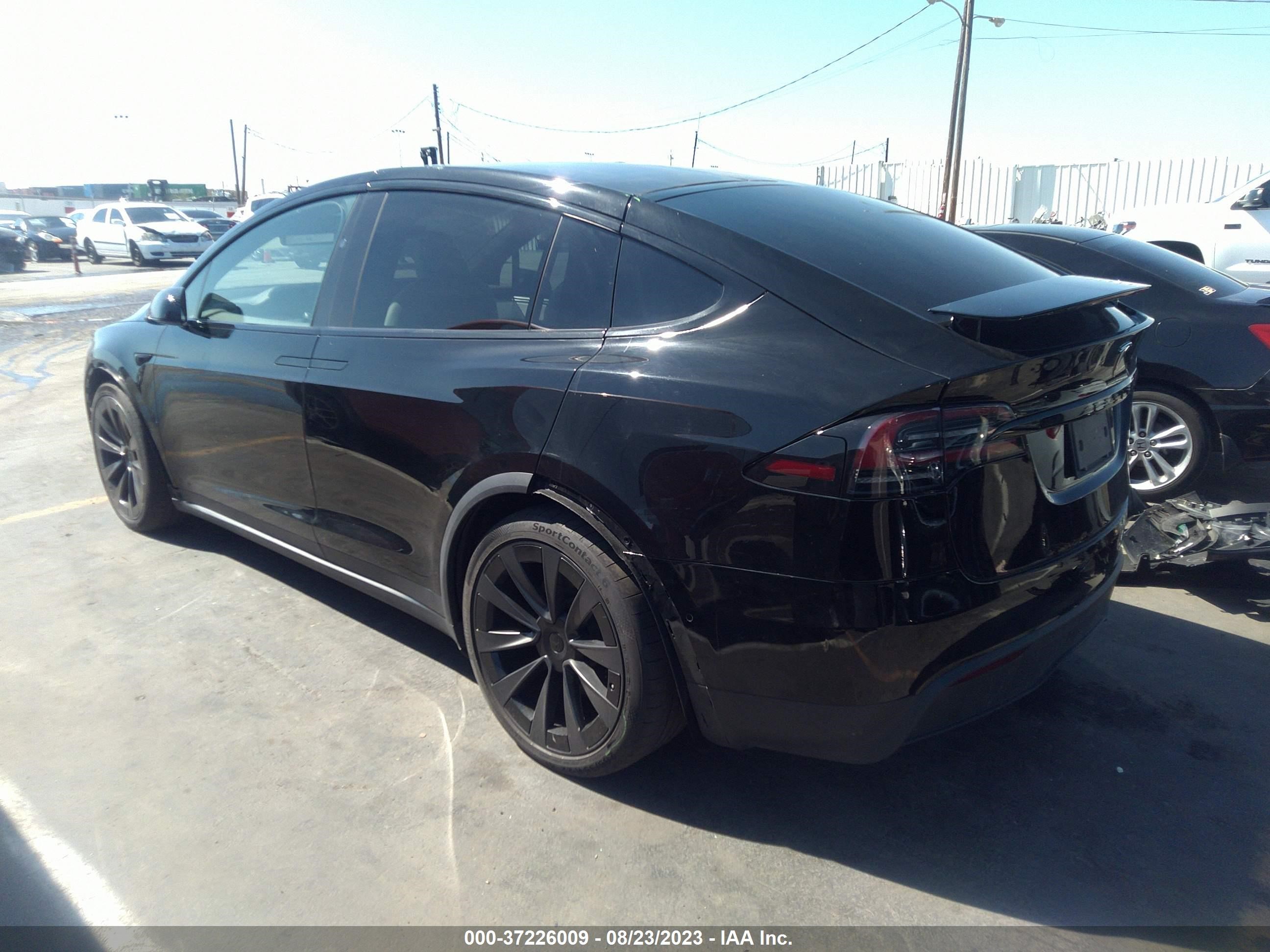 Photo 2 VIN: 7SAXCBE65NF338276 - TESLA MODEL X 