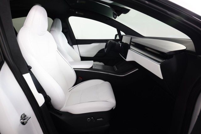 Photo 8 VIN: 7SAXCBE67NF340322 - TESLA MODEL X 