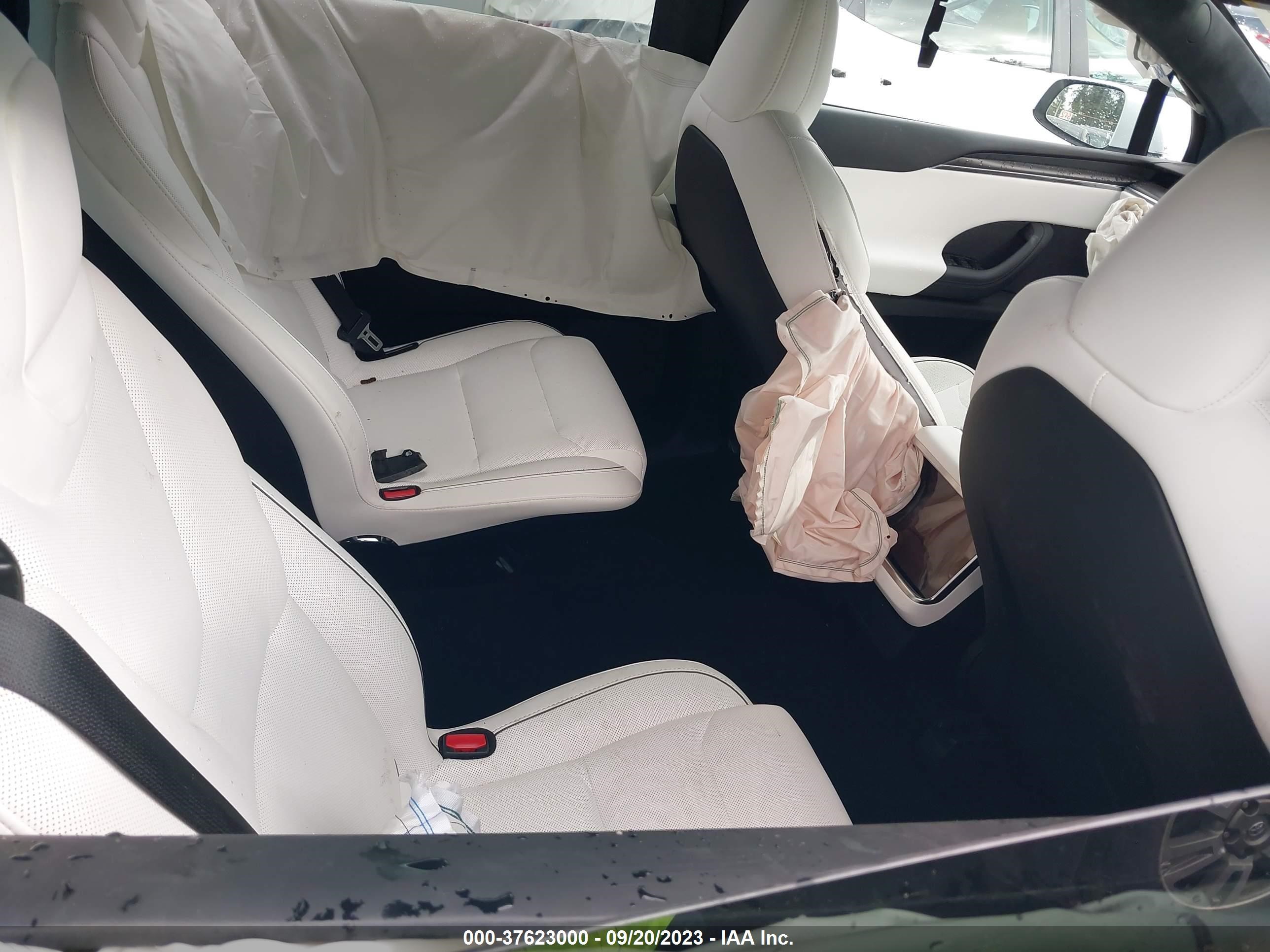 Photo 7 VIN: 7SAXCBE68PF375728 - TESLA MODEL X 