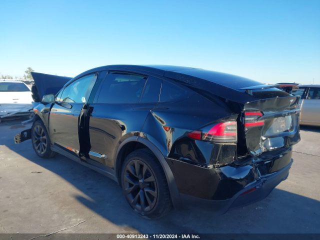 Photo 2 VIN: 7SAXCBE69NF332951 - TESLA MODEL X 