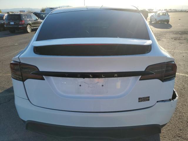 Photo 5 VIN: 7SAXCBE6XPF395804 - TESLA MODEL X 