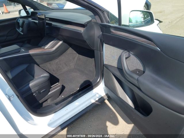 Photo 4 VIN: 7SAXCDE51NF341663 - TESLA MODEL X 