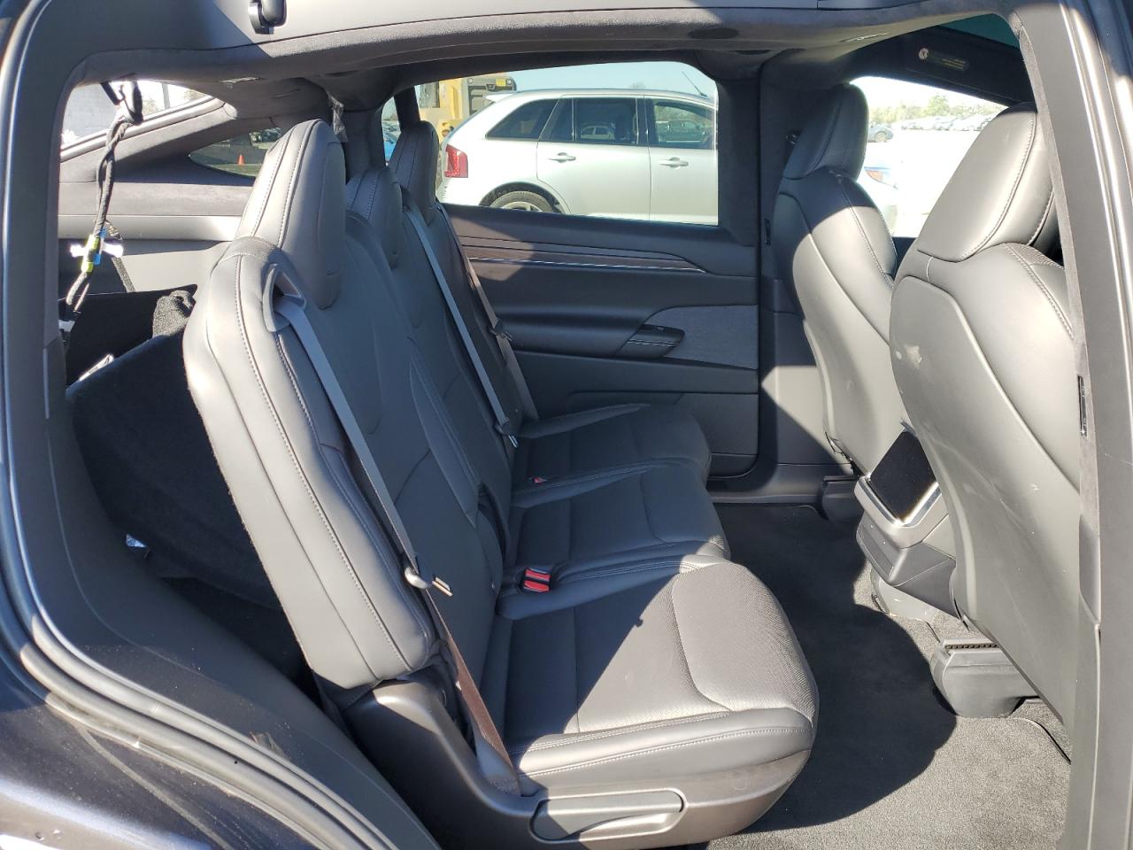 Photo 9 VIN: 7SAXCDE51PF415330 - TESLA MODEL X 