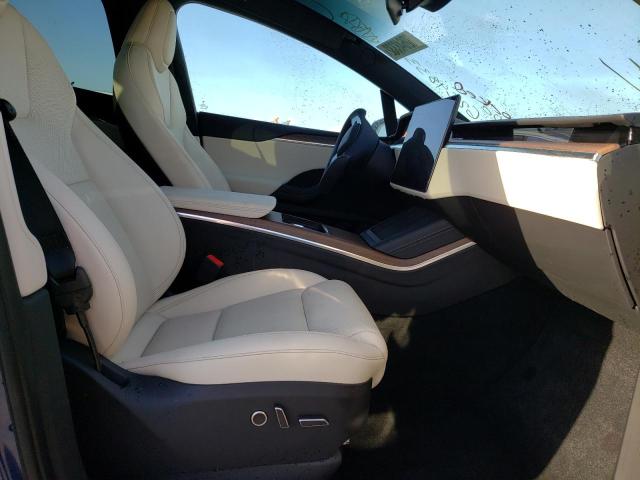 Photo 4 VIN: 7SAXCDE53NF359873 - TESLA MODEL X 