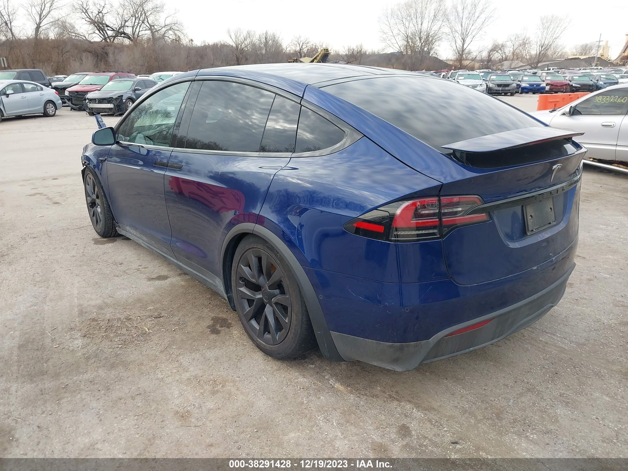 Photo 2 VIN: 7SAXCDE53PF366227 - TESLA MODEL X 