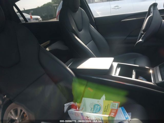 Photo 4 VIN: 7SAXCDE54PF398149 - TESLA MODEL X 