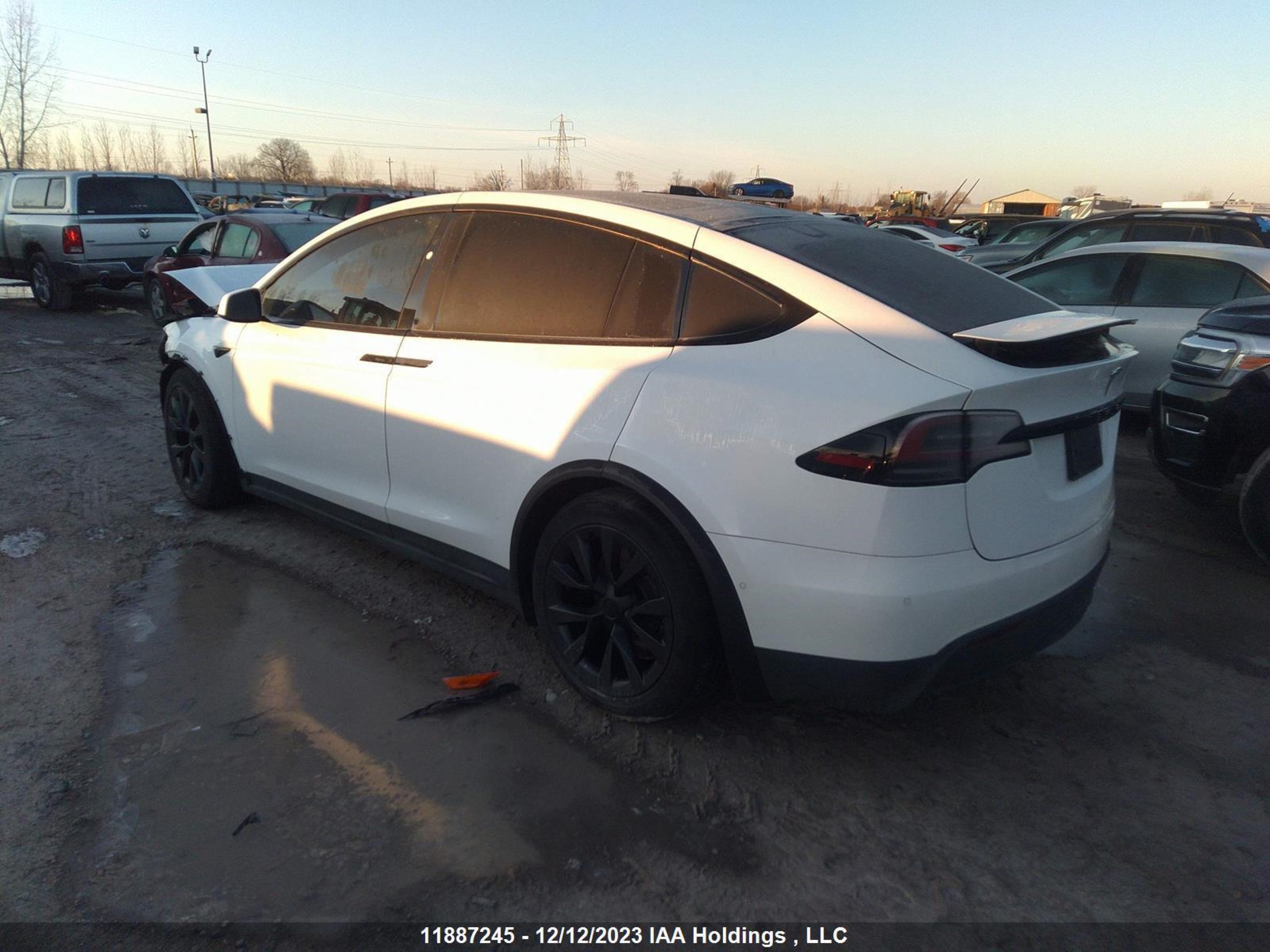 Photo 2 VIN: 7SAXCDE59NF339868 - TESLA MODEL X 