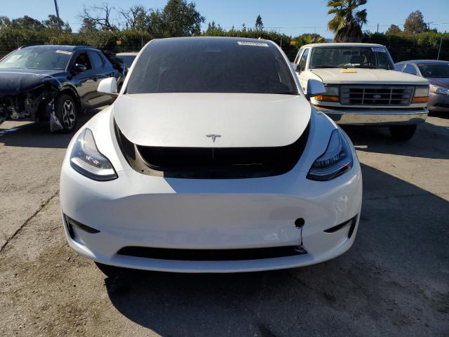 Photo 4 VIN: 7SAYGAEE0NF456620 - TESLA MODEL Y 