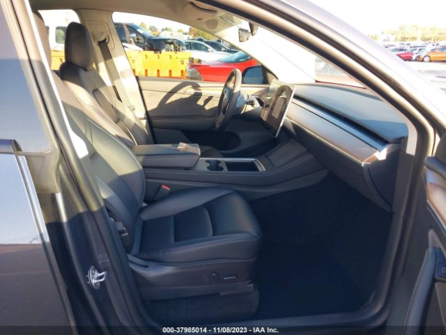 Photo 4 VIN: 7SAYGAEE0PF595505 - TESLA MODEL Y 