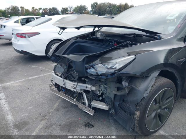 Photo 5 VIN: 7SAYGAEE0PF618667 - TESLA MODEL Y 