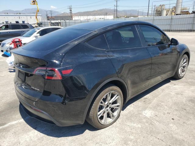 Photo 2 VIN: 7SAYGAEE0PF621827 - TESLA MODEL Y 