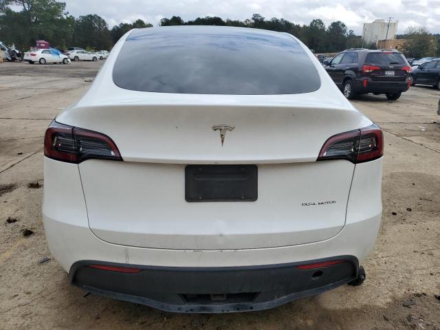 Photo 5 VIN: 7SAYGAEE0PF704030 - TESLA MODEL Y 