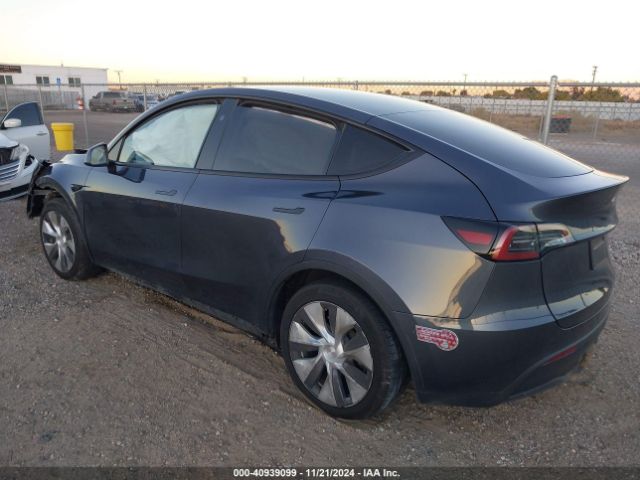 Photo 2 VIN: 7SAYGAEE0PF907791 - TESLA MODEL Y 