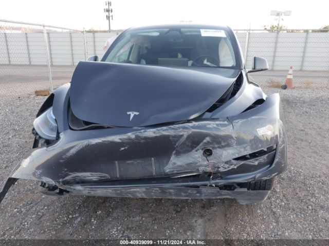 Photo 5 VIN: 7SAYGAEE0PF907791 - TESLA MODEL Y 