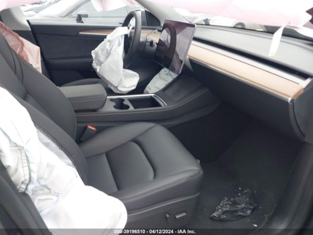 Photo 4 VIN: 7SAYGAEE0PF978120 - TESLA MODEL Y 