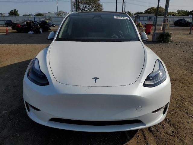 Photo 4 VIN: 7SAYGAEE0RF015544 - TESLA MODEL Y 