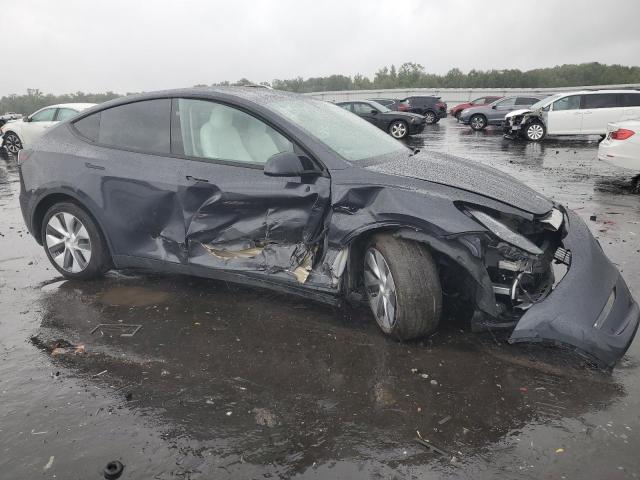 Photo 3 VIN: 7SAYGAEE0RF072732 - TESLA MODEL Y 