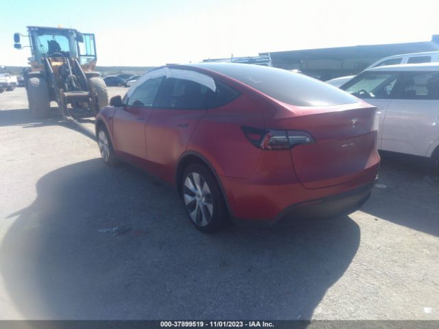 Photo 2 VIN: 7SAYGAEE1PF608102 - TESLA MODEL Y 