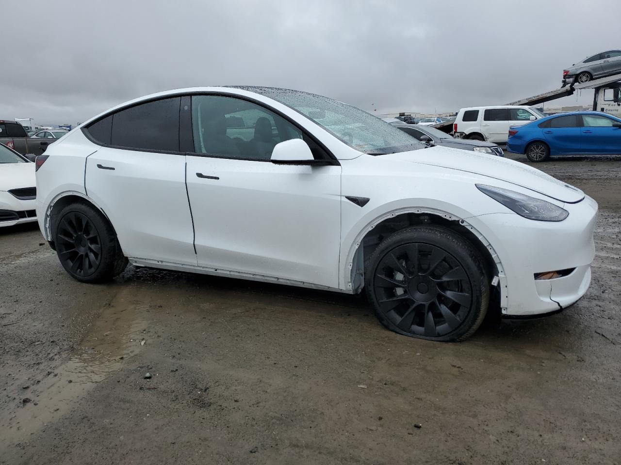 Photo 3 VIN: 7SAYGAEE1PF746996 - TESLA MODEL Y 