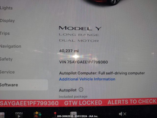 Photo 6 VIN: 7SAYGAEE1PF799360 - TESLA MODEL Y 