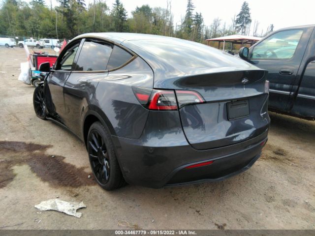 Photo 2 VIN: 7SAYGAEE2NF400937 - TESLA MODEL Y 