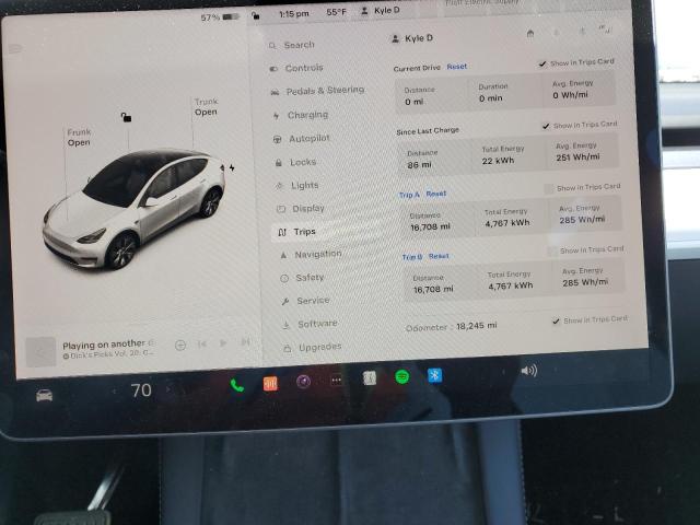 Photo 8 VIN: 7SAYGAEE2PF827005 - TESLA MODEL Y 