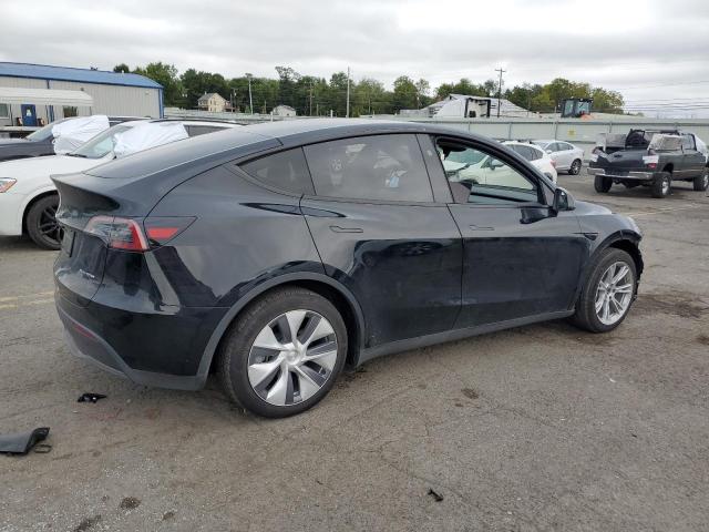 Photo 2 VIN: 7SAYGAEE2PF932997 - TESLA MODEL Y 