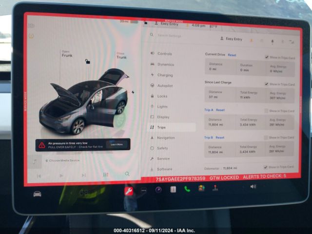 Photo 6 VIN: 7SAYGAEE2PF978359 - TESLA MODEL Y 