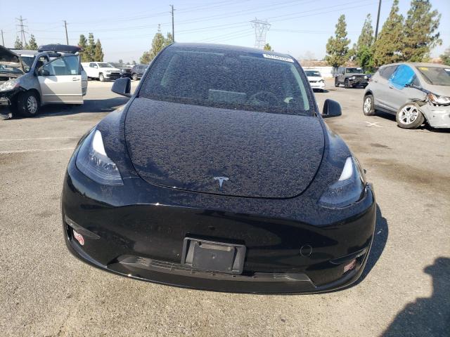 Photo 4 VIN: 7SAYGAEE2RF009101 - TESLA MODEL Y 