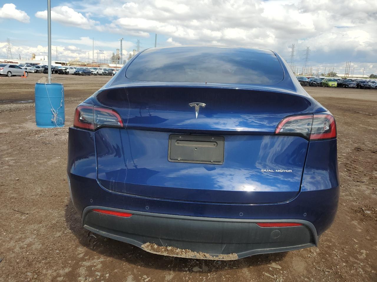 Photo 5 VIN: 7SAYGAEE3NF329456 - TESLA MODEL Y 