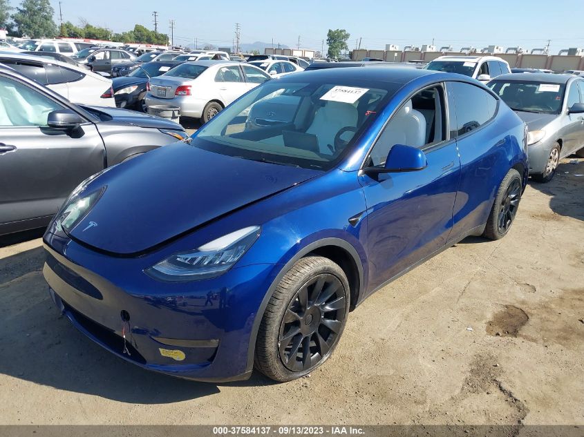 Photo 1 VIN: 7SAYGAEE3NF490230 - TESLA MODEL Y 